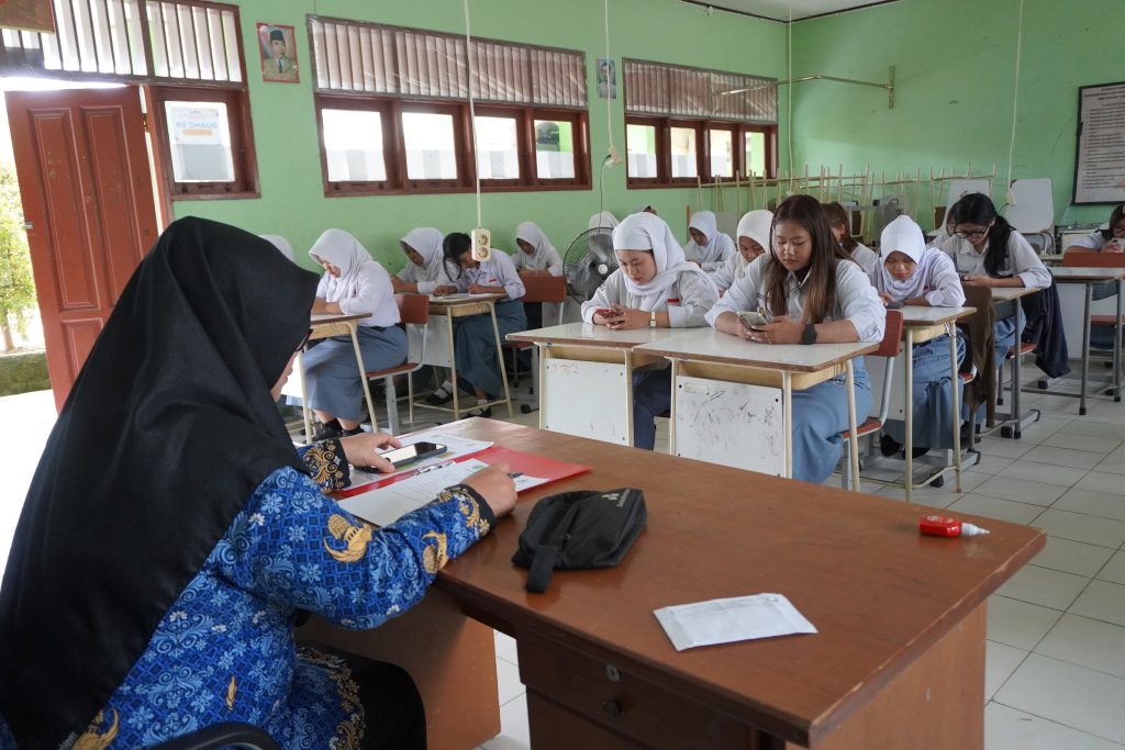 Berlangsung Tertib dan Lancar, SMKN 3 Samarinda Sukses Gelar Asesmen Sumatif Akhir Semester (ASAS) Genap TA 2025/2026 dsc02343